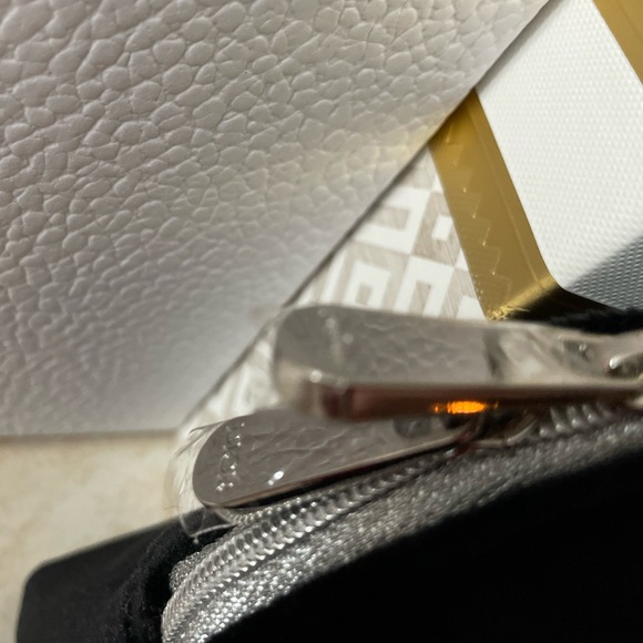 DIOR Black Pouch Lux Beauty Bundle NEW - Picture 8 of 12